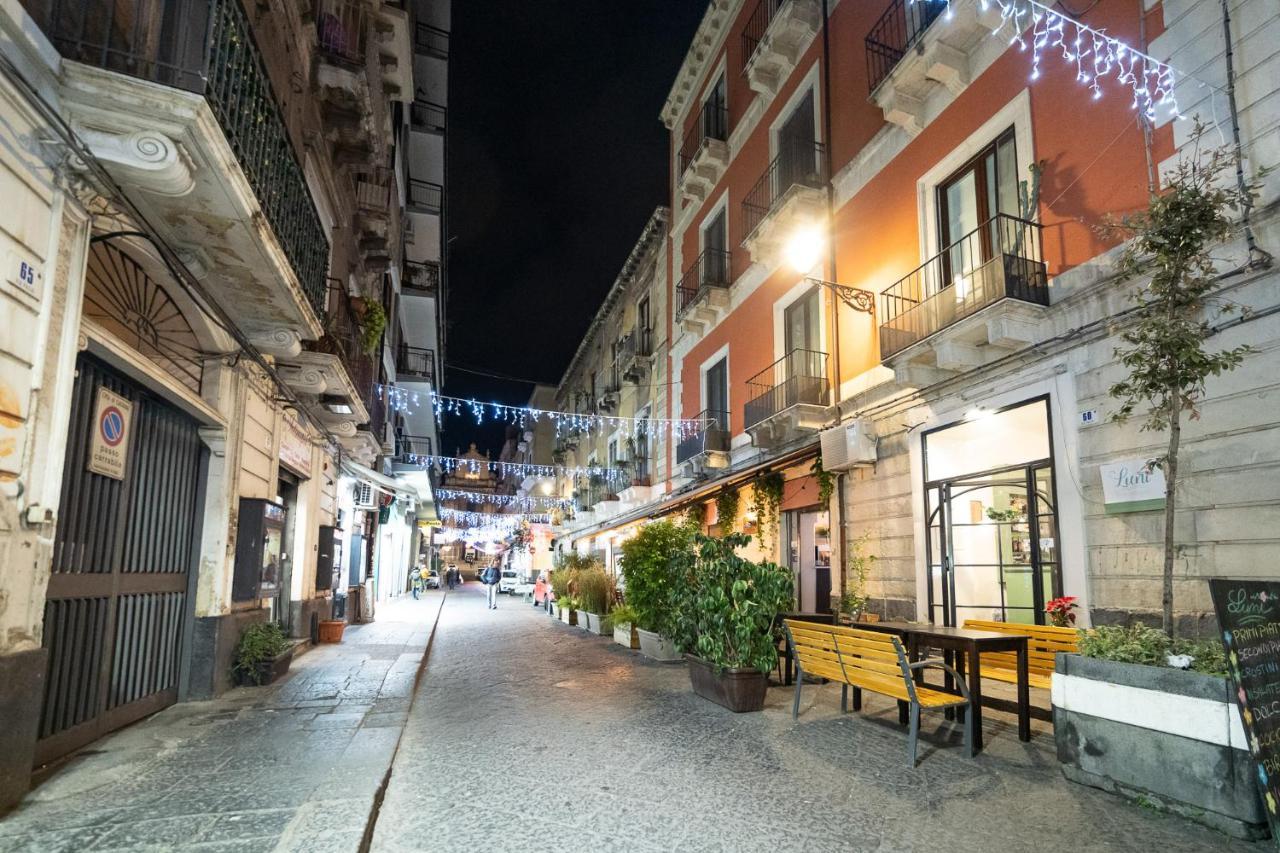 Le Vie Del Centro B&B Catania Exterior photo